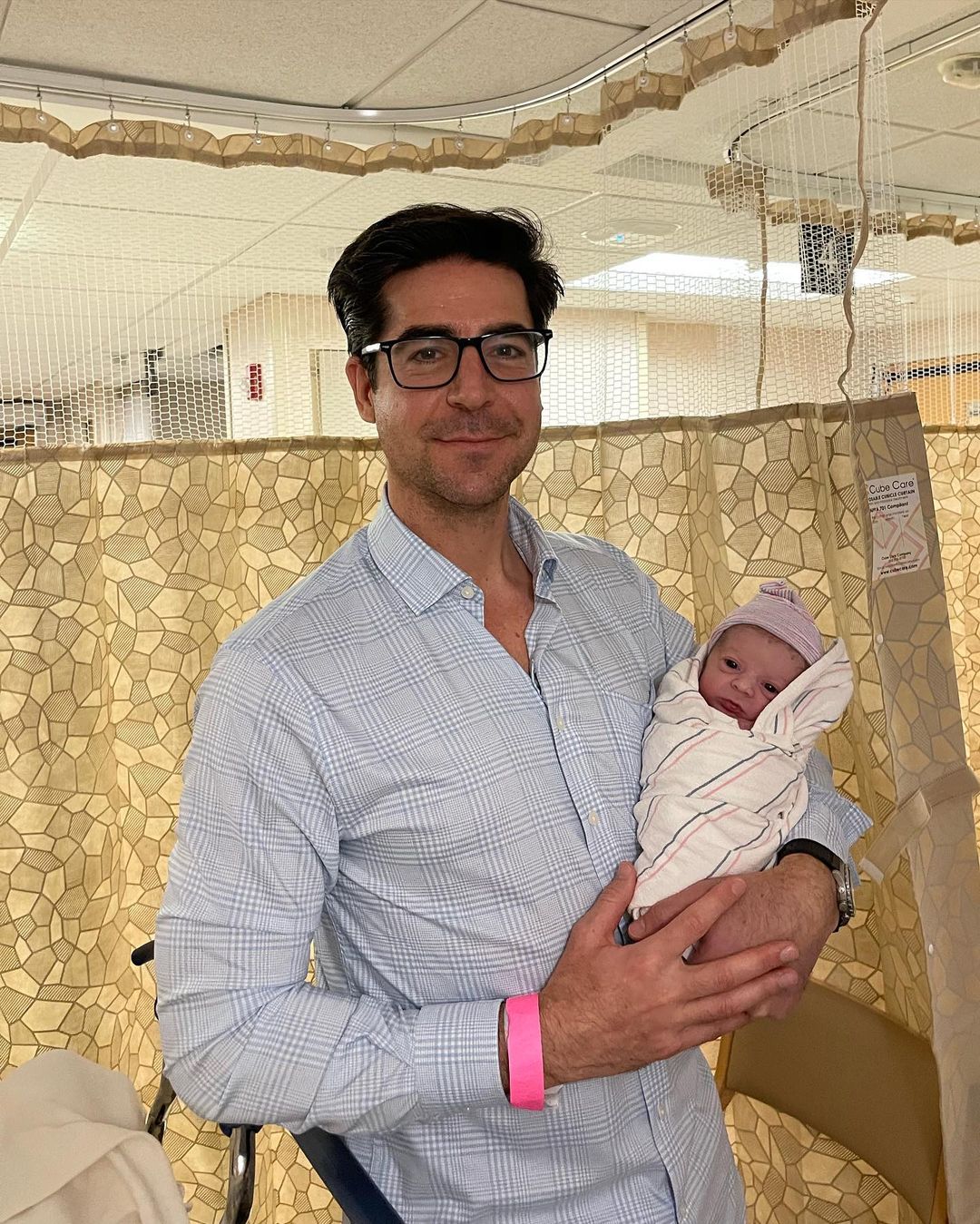 Jesse Watters' Joke About Wife's Infidelity: Hypocrite Label Stirs Controversy Jesse Watters' Joke About Wife's Infidelity: Hypocrite Label Stirs Controversy