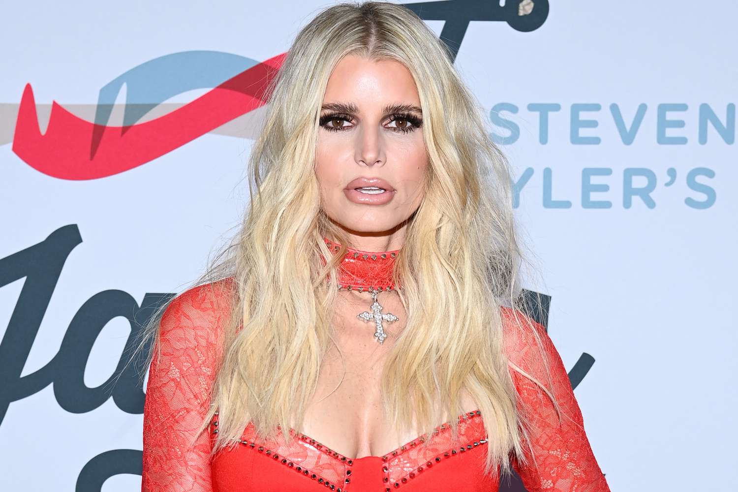Jessica Simpson Hints At Marital Problems In New Song: Is Eric Johnson Involved? Jessica Simpson Hints At Marital Problems In New Song: Is Eric Johnson Involved?