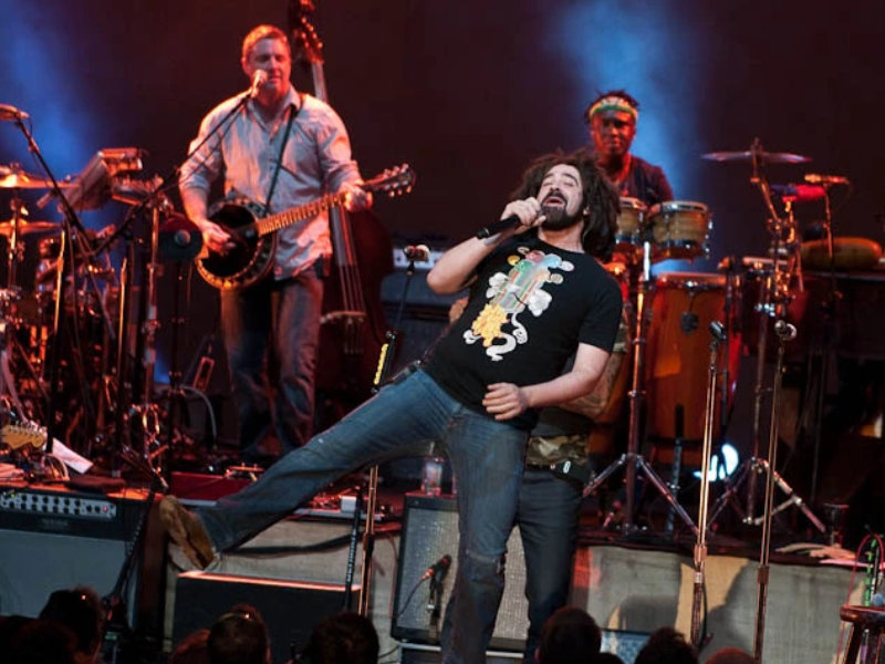 Jones Beach Concert: Cyndi Lauper And Counting Crows Live