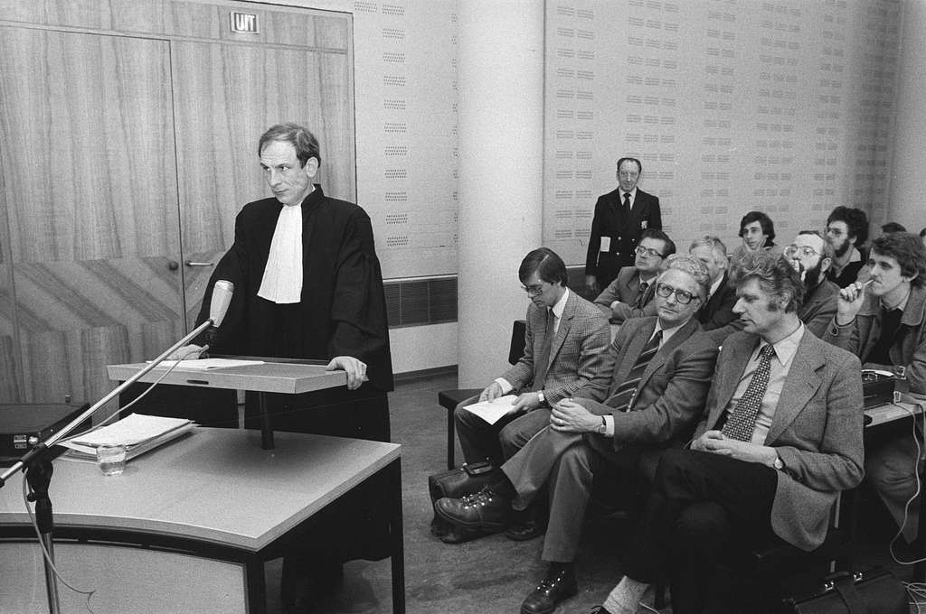 Kampen Start Kort Geding Tegen Enexis: Duurzame School Zonder Stroom? Kampen Start Kort Geding Tegen Enexis: Duurzame School Zonder Stroom?
