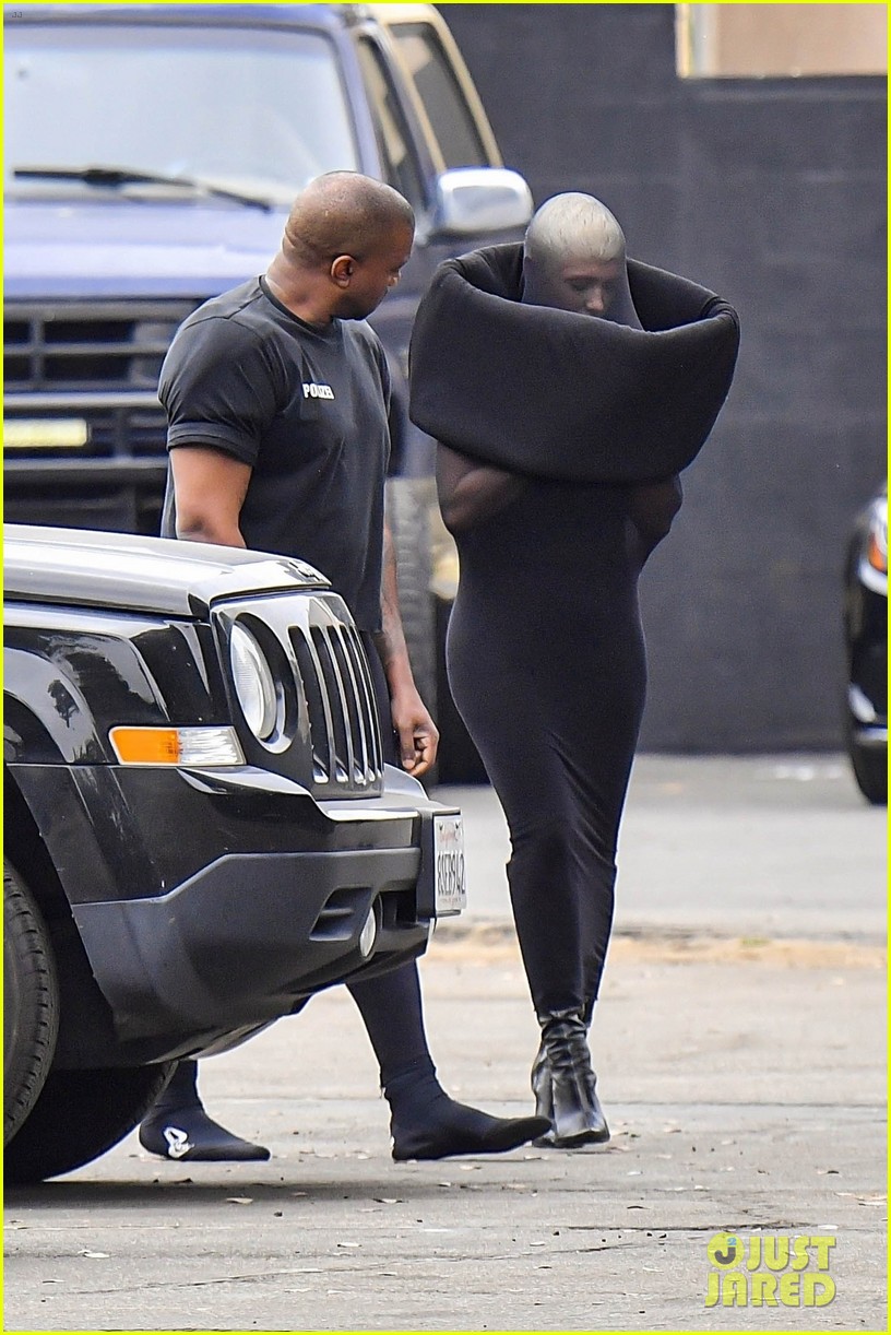 Kanye West And Bianca Censori: A New Chapter? Spotted With Look-Alike In LA Kanye West And Bianca Censori: A New Chapter? Spotted With Look-Alike In LA