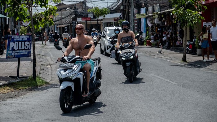 Kawin Kontrak Dengan Bule Di Bali: Ancaman Bagi Warga Lokal? Kawin Kontrak Dengan Bule Di Bali: Ancaman Bagi Warga Lokal?