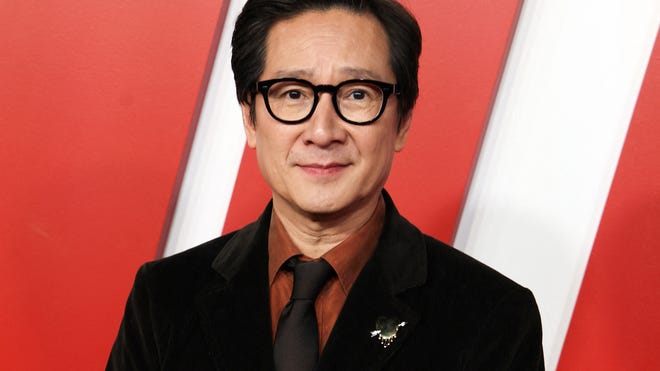 Ke Huy Quan's The White Lotus Season 3 Cameo: Explained Ke Huy Quan's The White Lotus Season 3 Cameo: Explained