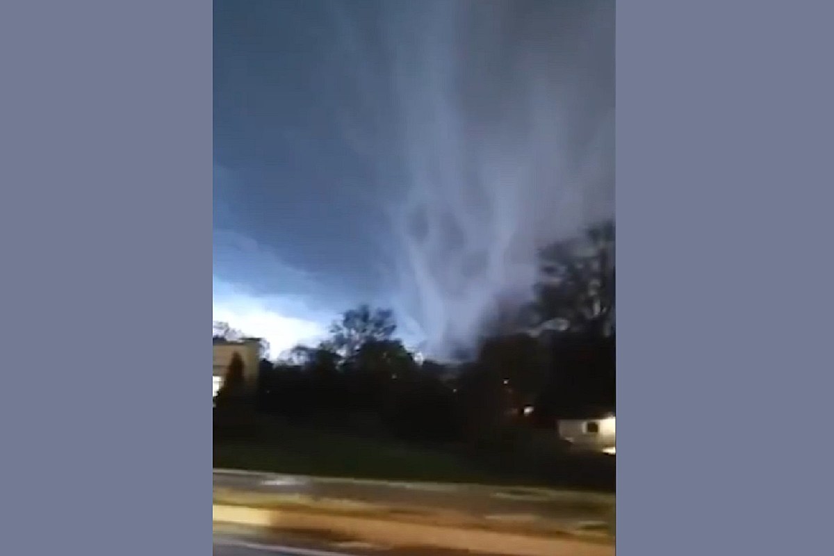 Kentucky Tornado Aftermath: Louisville Faces State Of Emergency, Major Flooding Kentucky Tornado Aftermath: Louisville Faces State Of Emergency, Major Flooding