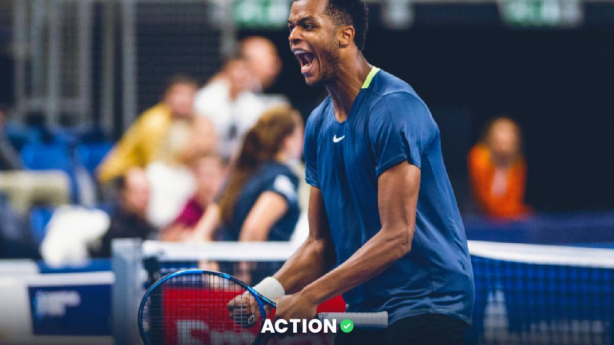 Knee Injury Sidelines Ruud, Borges Advances At French Open Knee Injury Sidelines Ruud, Borges Advances At French Open
