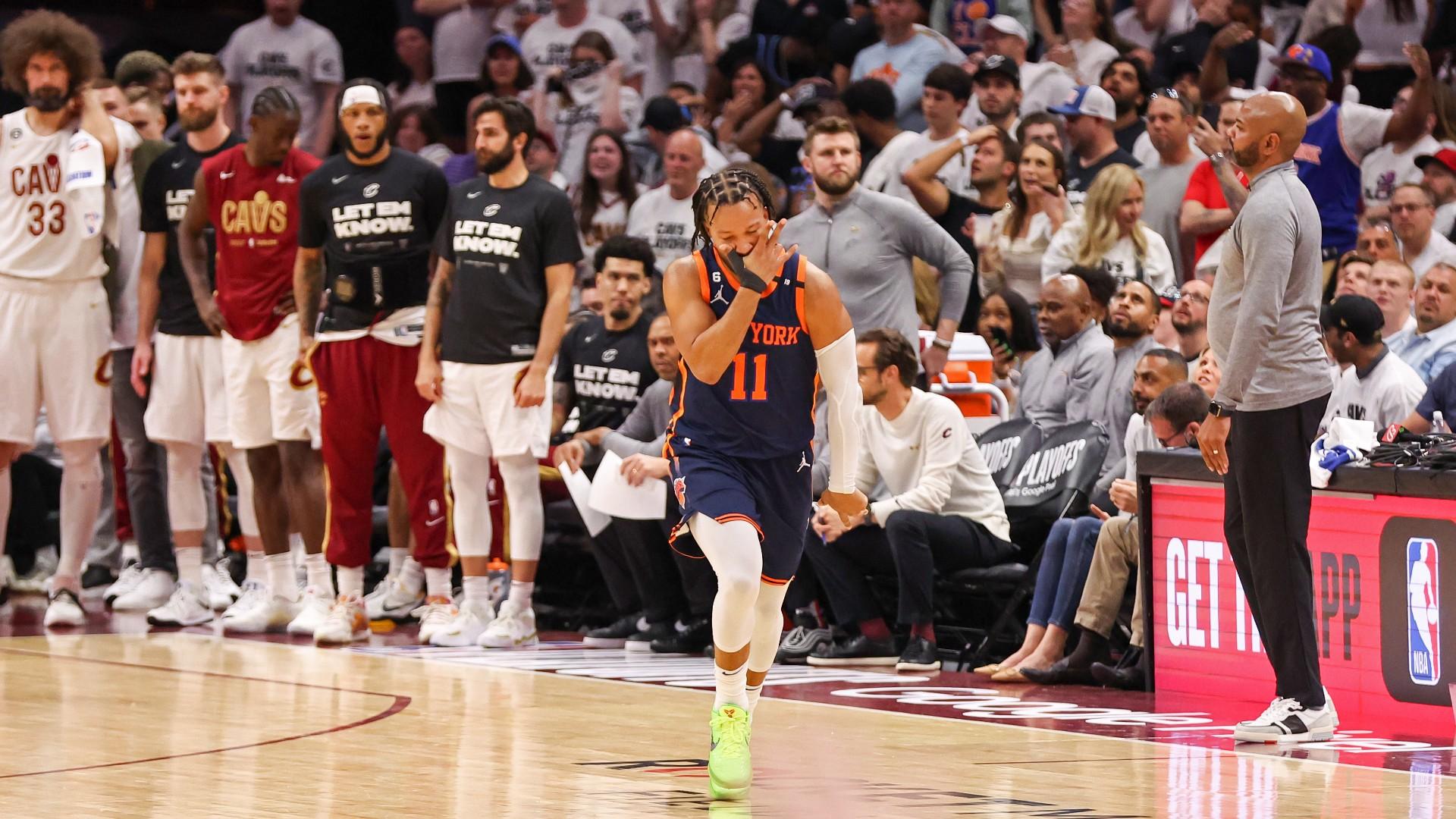 Knicks Fan's Petition: Replace Lady Liberty's Face With Jalen Brunson? Knicks Fan's Petition: Replace Lady Liberty's Face With Jalen Brunson?