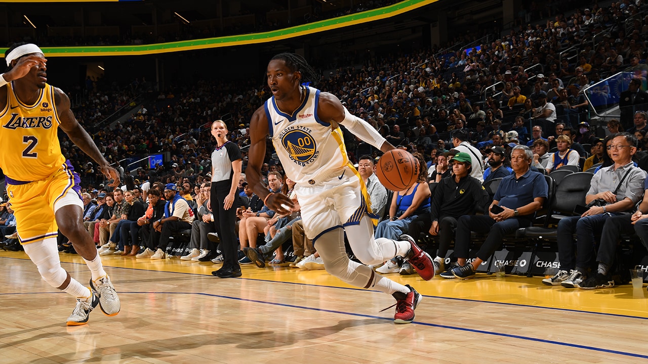 Kuminga Back, Curry And Kerr Reach Milestones In Warriors' Win Over Kings Kuminga Back, Curry And Kerr Reach Milestones In Warriors' Win Over Kings