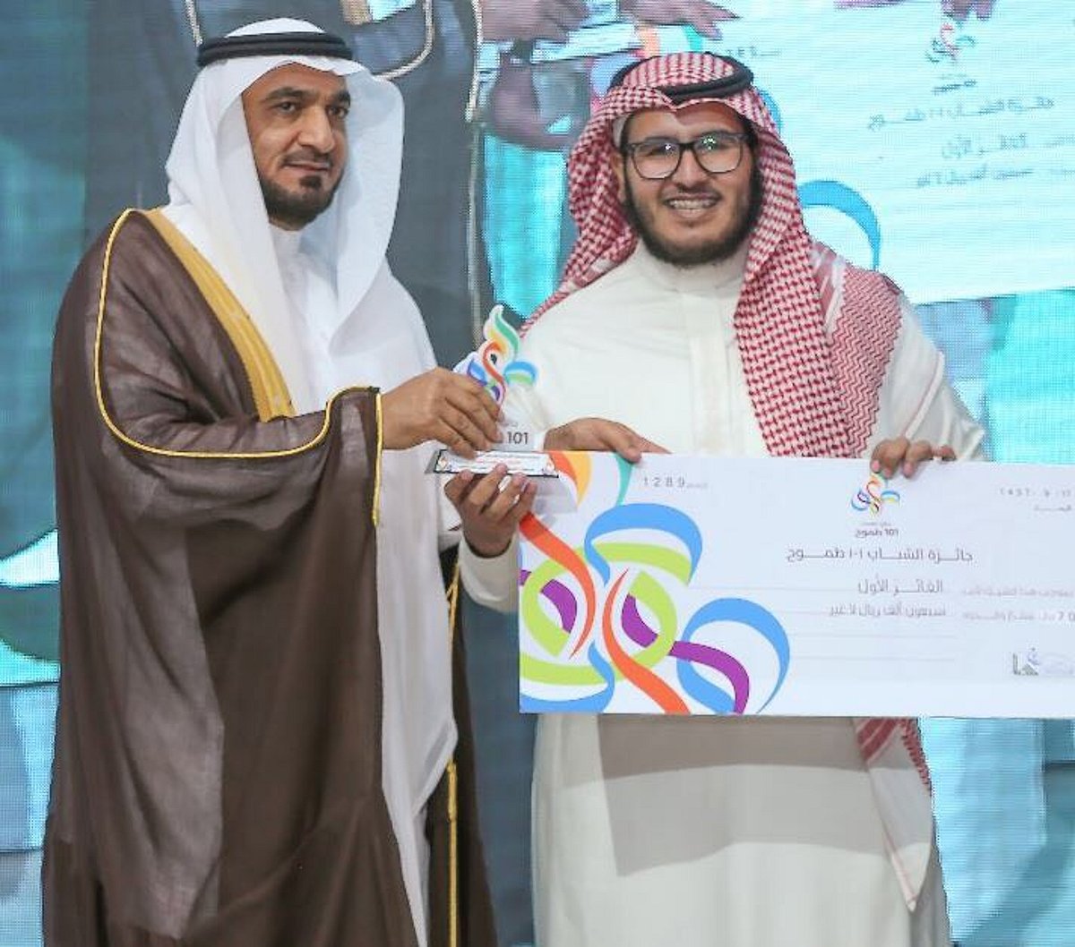 كيفية تعزيز سلسلة التعاون المميزة في سوق الشباب كيفية تعزيز سلسلة التعاون المميزة في سوق الشباب