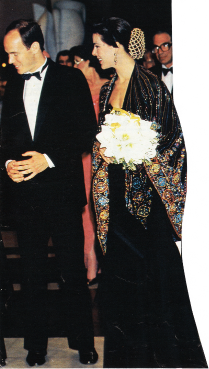 La Elegancia Del Lino Otoñal Según Charlene De Mónaco La Elegancia Del Lino Otoñal Según Charlene De Mónaco