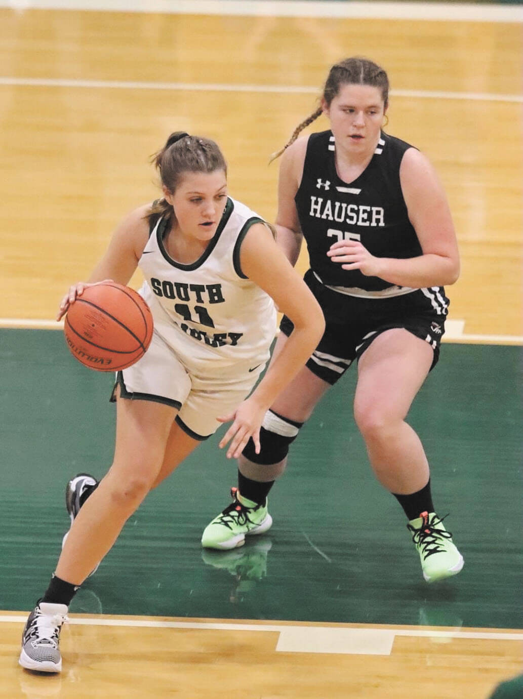 Lady Raiders' Close Home Loss To Cincinnati, 59-56