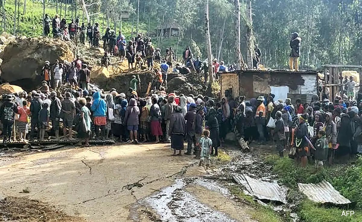 Landslide Threat In Swiss Alps: Livestock Evacuated By Hoof And Helicopter Landslide Threat In Swiss Alps: Livestock Evacuated By Hoof And Helicopter