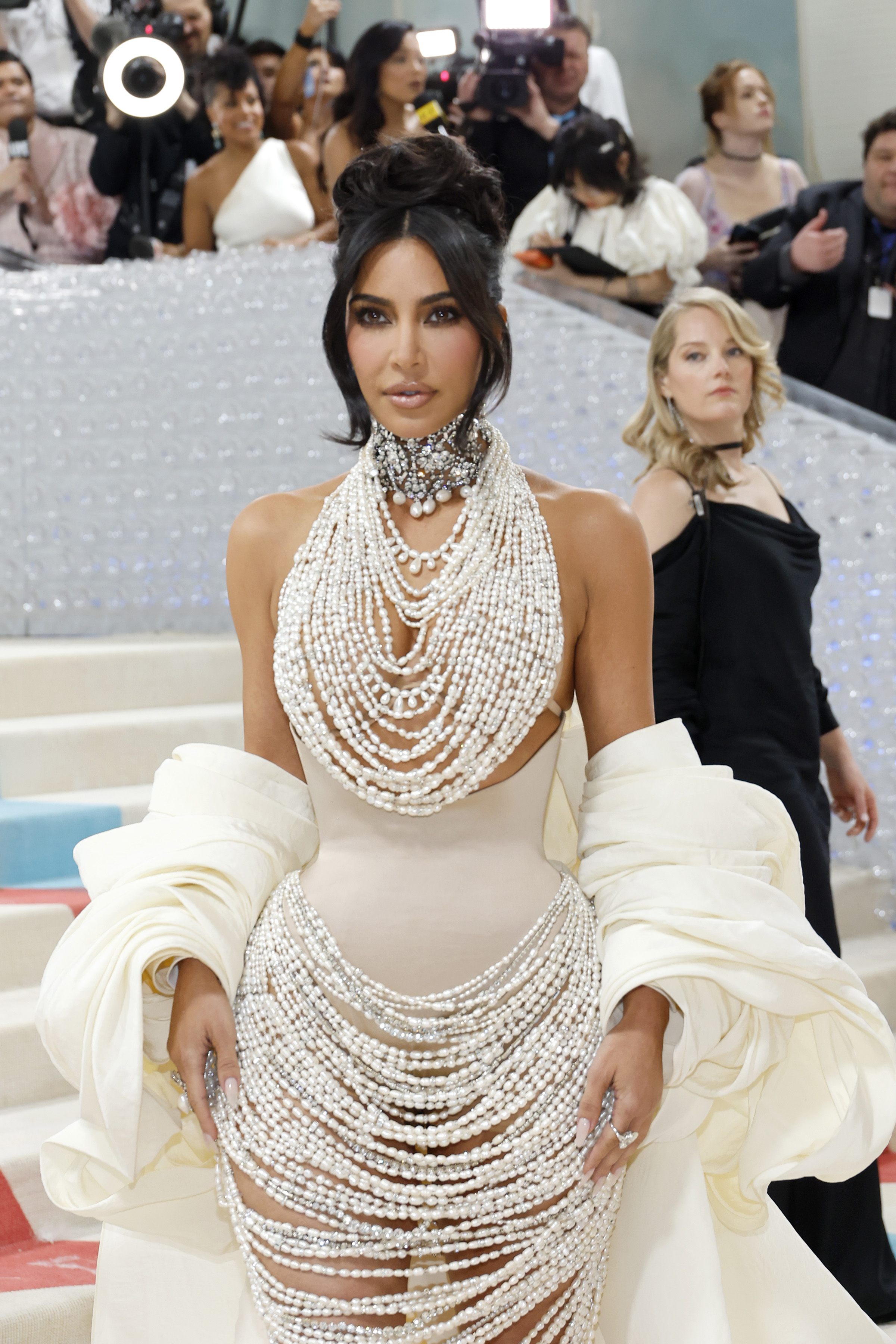 Laser Treatments: Kim Kardashian's Met Gala 2025 Beauty Routine Laser Treatments: Kim Kardashian's Met Gala 2025 Beauty Routine