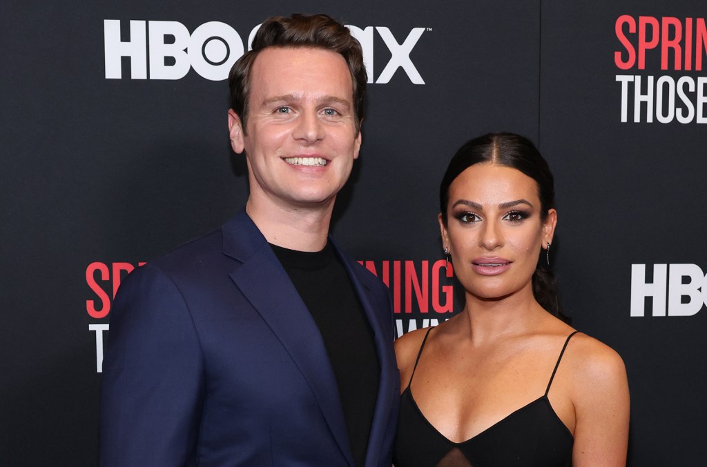 Lea Michele, Daniel Radcliffe & More Celebrate Jonathan Groff's Broadway Debut Lea Michele, Daniel Radcliffe & More Celebrate Jonathan Groff's Broadway Debut