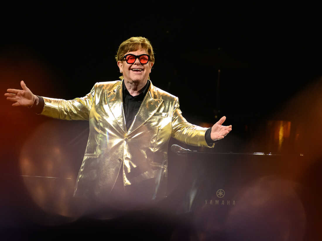 Legendary Singer's Farewell Concert: Retiring After New Jersey Performance Legendary Singer's Farewell Concert: Retiring After New Jersey Performance