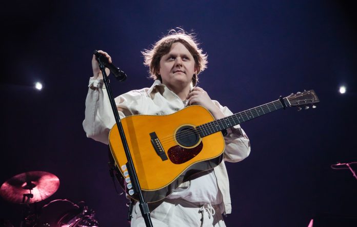 Lewis Capaldi Announces New Music: A Friend Confirms The Return Lewis Capaldi Announces New Music: A Friend Confirms The Return