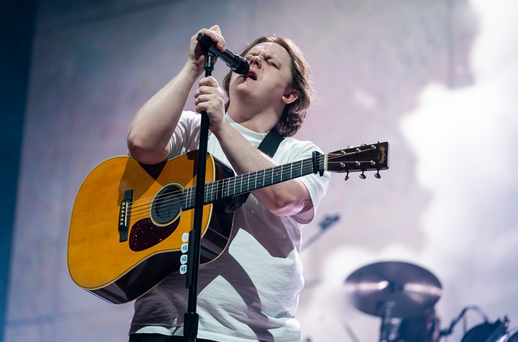 Lewis Capaldi's Album Maintains Top Chart Position Lewis Capaldi's Album Maintains Top Chart Position