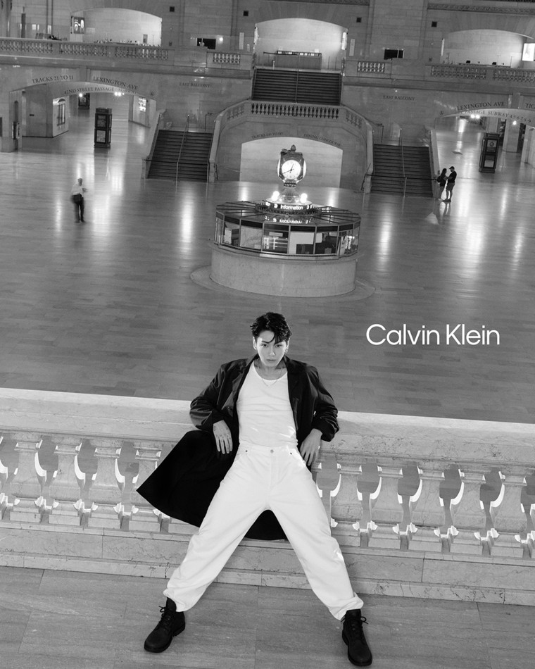 Lily Collins Stars In Sexy Calvin Klein Campaign: See Photos Lily Collins Stars In Sexy Calvin Klein Campaign: See Photos