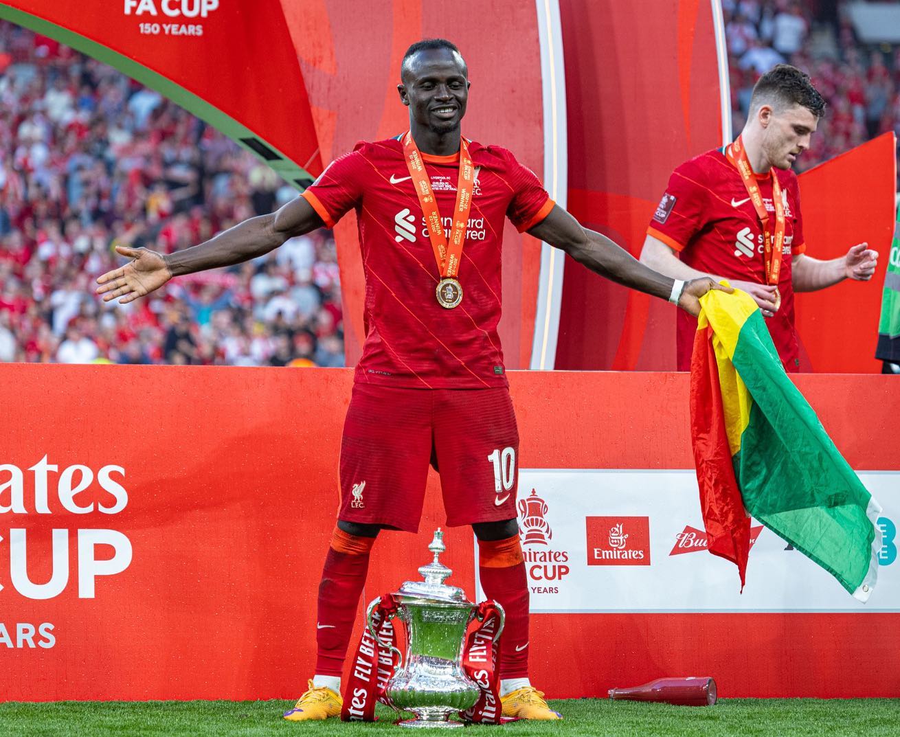 Liverpool And Man United Bid Rejected By Bayern Munich Liverpool And Man United Bid Rejected By Bayern Munich