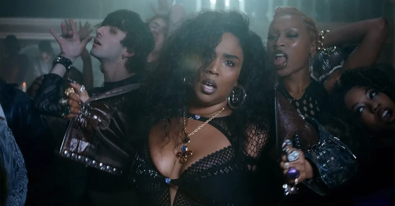 Lizzo In Real Life Tour Ticket Prices: What To Expect Lizzo In Real Life Tour Ticket Prices: What To Expect
