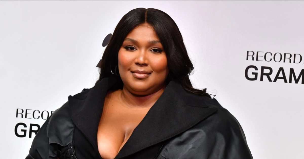 Lizzo's Weight Loss Journey: A Shocking Transformation Lizzo's Weight Loss Journey: A Shocking Transformation