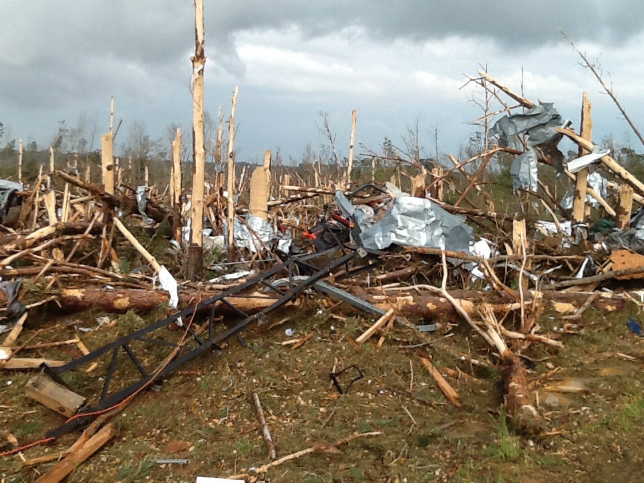 Louisville State Of Emergency: Tornado Damage And Impending Flood Threat Louisville State Of Emergency: Tornado Damage And Impending Flood Threat