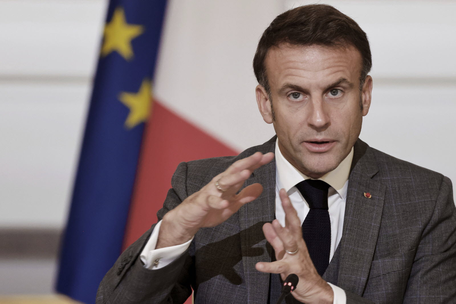 Macron Alerte Sur La Militarisation Possible De L'aide Humanitaire À Gaza Par Israël Macron Alerte Sur La Militarisation Possible De L'aide Humanitaire À Gaza Par Israël