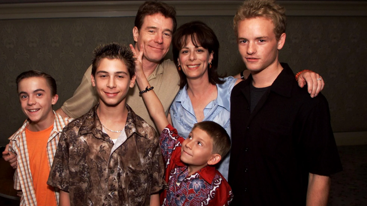 Malcolm In The Middle Cast Reunion: Frankie Muniz, Bryan Cranston, And Jane Kaczmarek Reunite