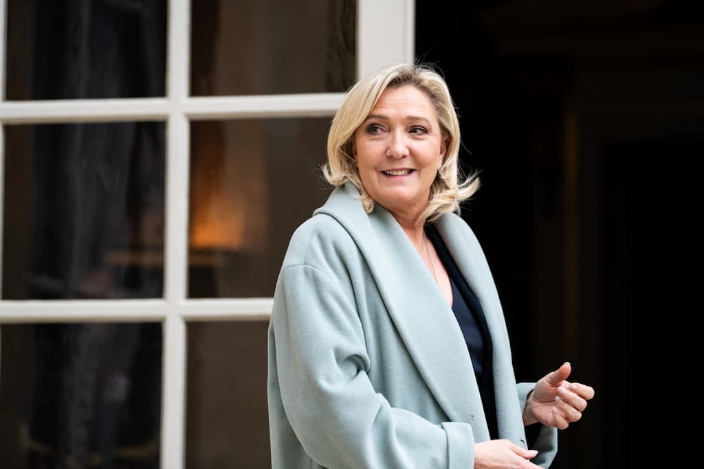 Marine Le Pen Et Les Élections 2027 :  Un Possible Empêchement Selon Jacobelli