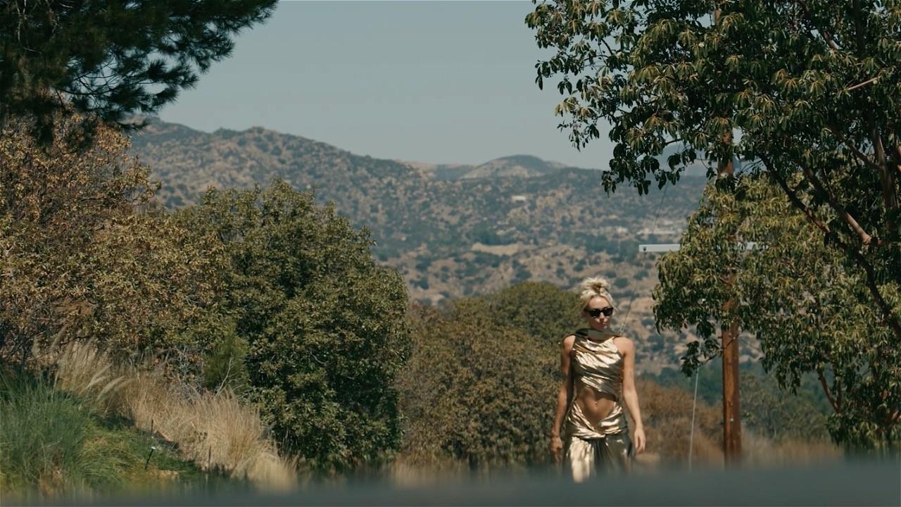Miley Cyrus: Nowy Singiel Miley Cyrus: Nowy Singiel