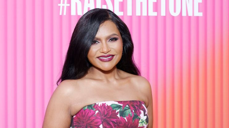 Mindy Kaling Stuns Fans With Slim Figure At Series Premiere Mindy Kaling Stuns Fans With Slim Figure At Series Premiere