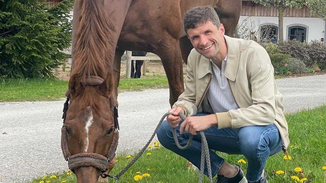 Müller Annonce Son Départ Du Bayern : Un Adieu Après 25 Saisons Légendaires Müller Annonce Son Départ Du Bayern : Un Adieu Après 25 Saisons Légendaires