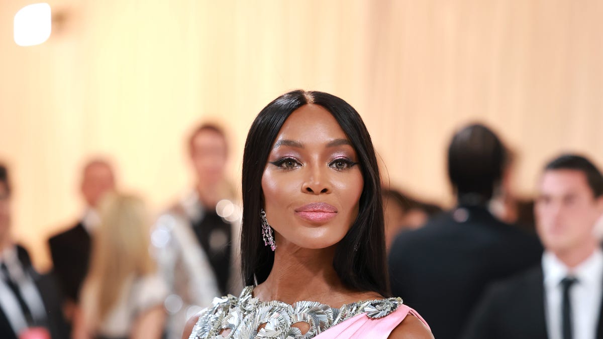 Naomi Campbell Reportedly Banned From Met Gala 2025 After Wintour Feud Naomi Campbell Reportedly Banned From Met Gala 2025 After Wintour Feud