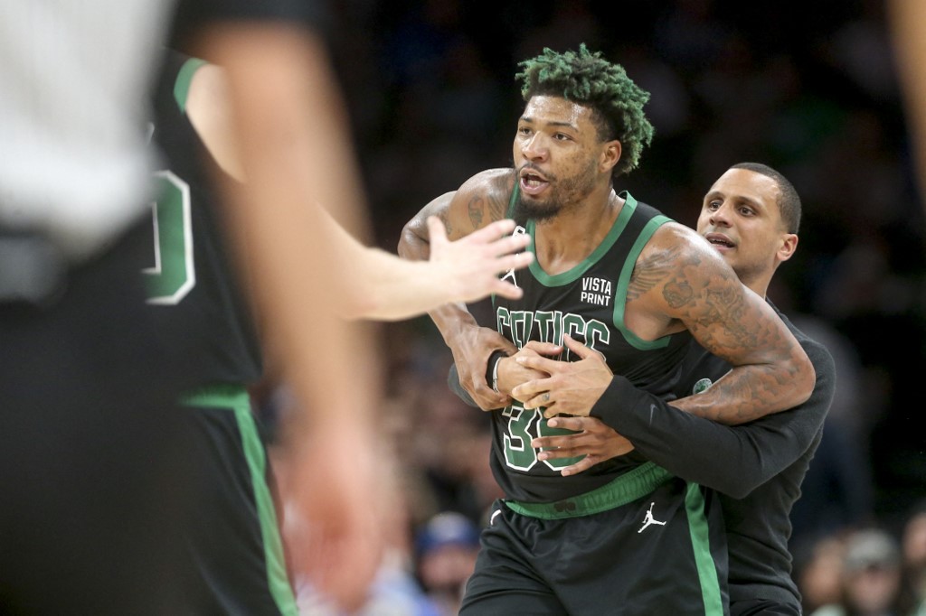 NBA Award: Celtics Guard Forgoes Campaign NBA Award: Celtics Guard Forgoes Campaign