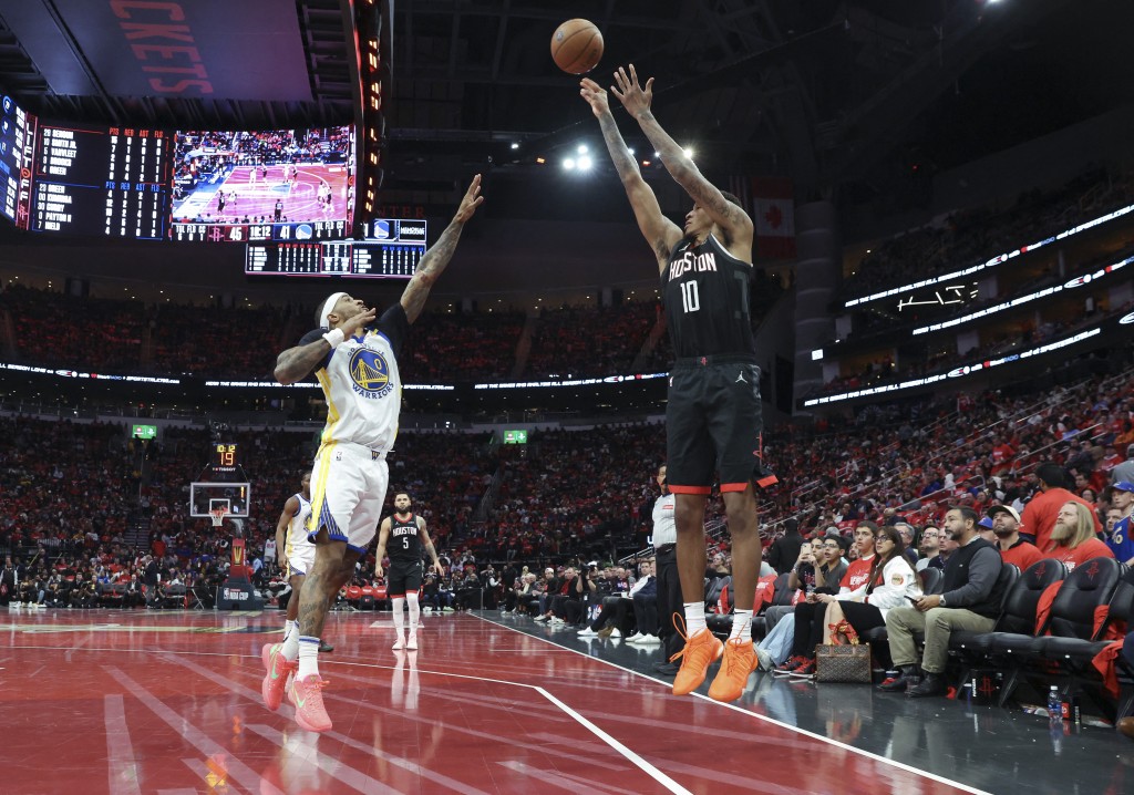 NBA火箭逆轉暴龍,收復西區第四寶座 NBA火箭逆轉暴龍,收復西區第四寶座