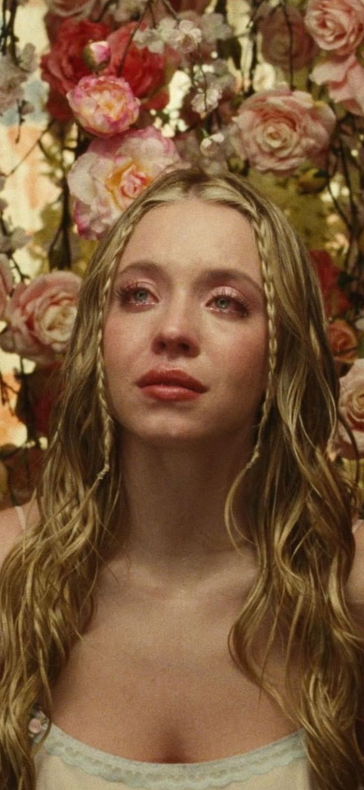 New Euphoria Season 3 Set Photos Hint At Cassie's Future New Euphoria Season 3 Set Photos Hint At Cassie's Future