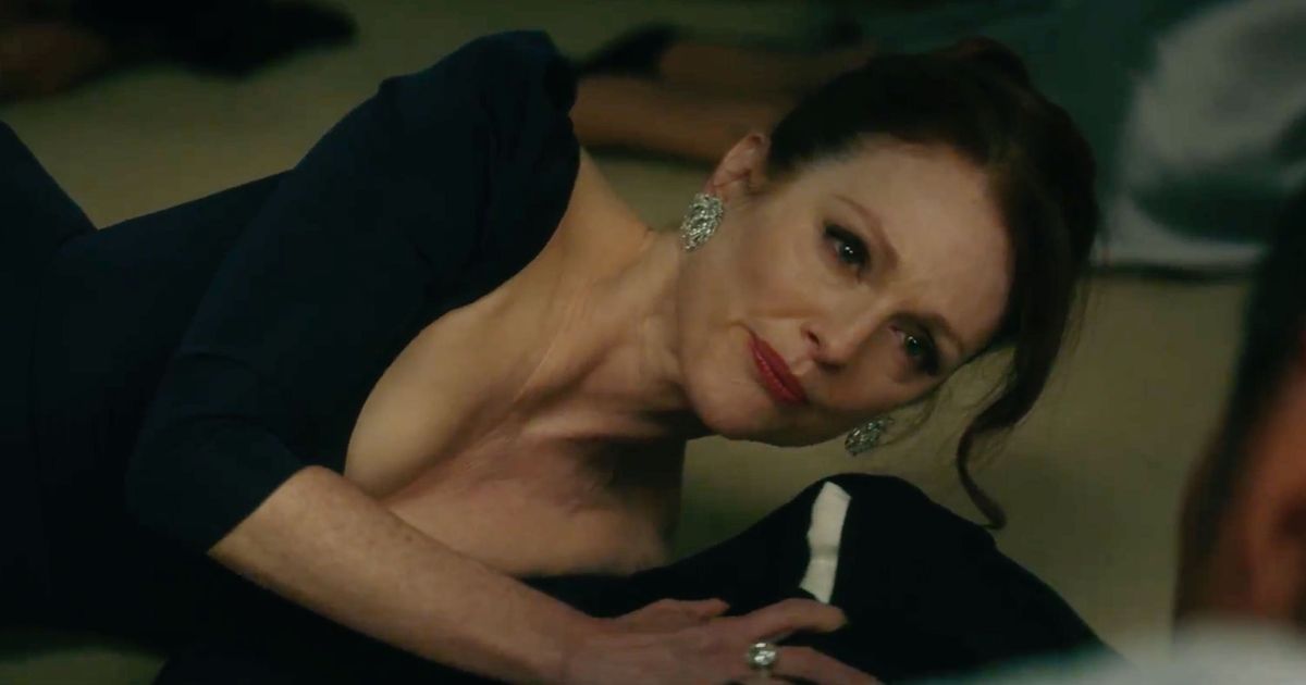New Siren Trailer: Julianne Moore Addresses New Siren Trailer: Julianne Moore Addresses