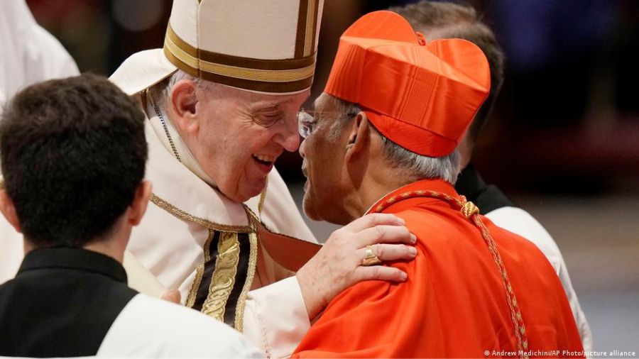 Next Pope Selection: Cardinals Review Candidate Dossiers Next Pope Selection: Cardinals Review Candidate Dossiers