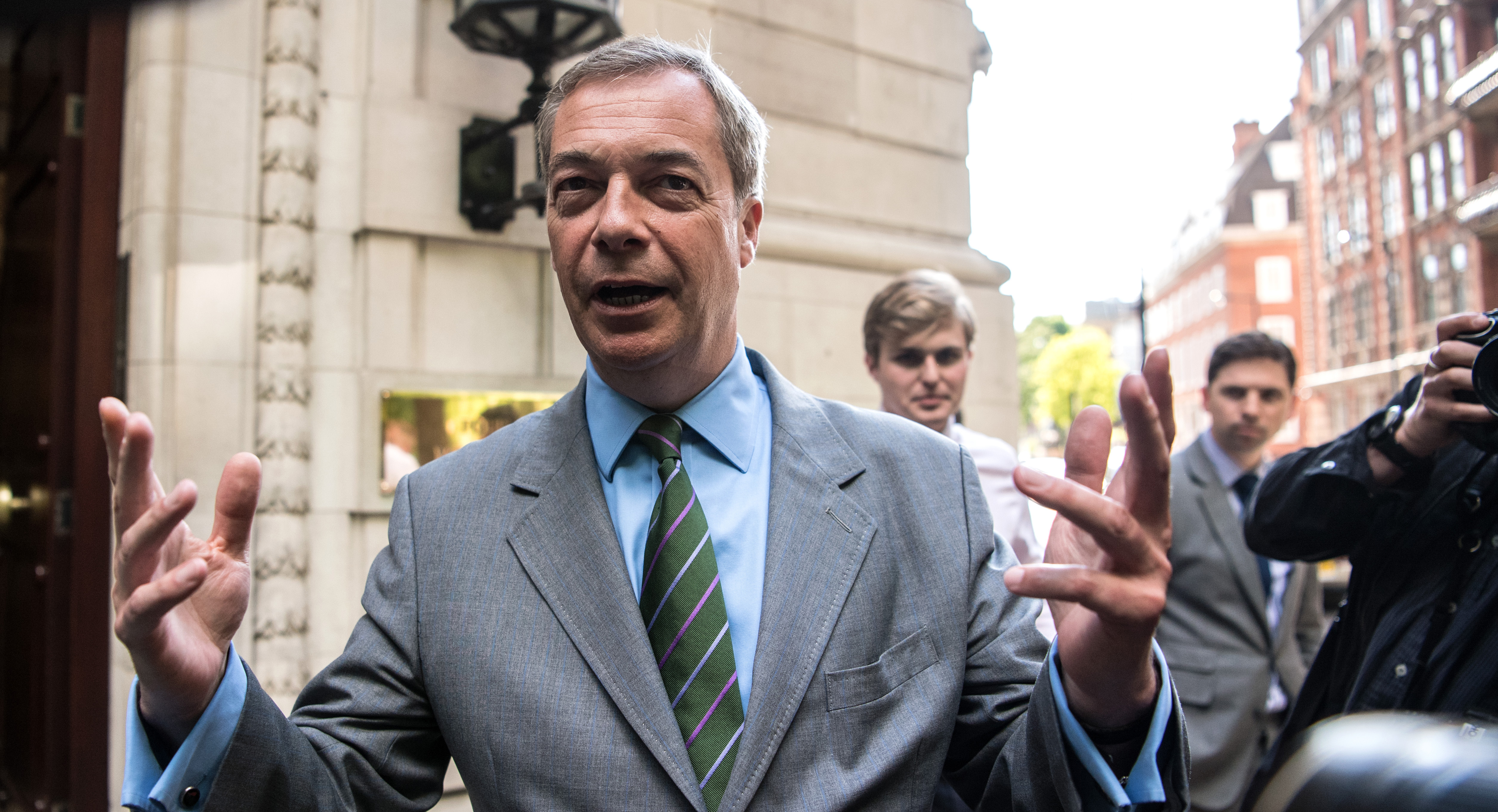 Nigel Farage Under Fire For Controversial Zelenskyy Remarks Nigel Farage Under Fire For Controversial Zelenskyy Remarks
