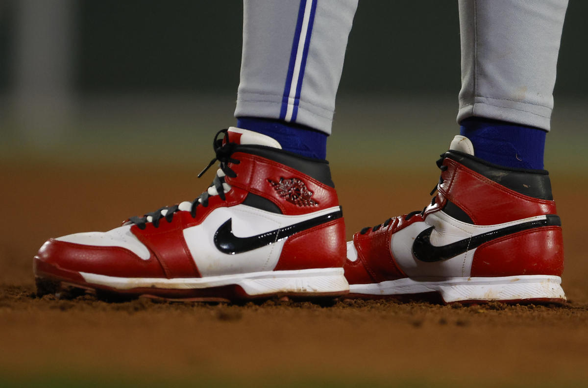 Nike's Projected Revenue Decline: A Five-Year Low? Nike's Projected Revenue Decline: A Five-Year Low?