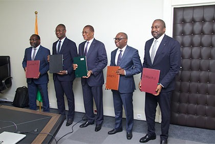 Numérotation Des Bâtiments À Abidjan : Guide Du Projet D'Adressage Numérotation Des Bâtiments À Abidjan : Guide Du Projet D'Adressage