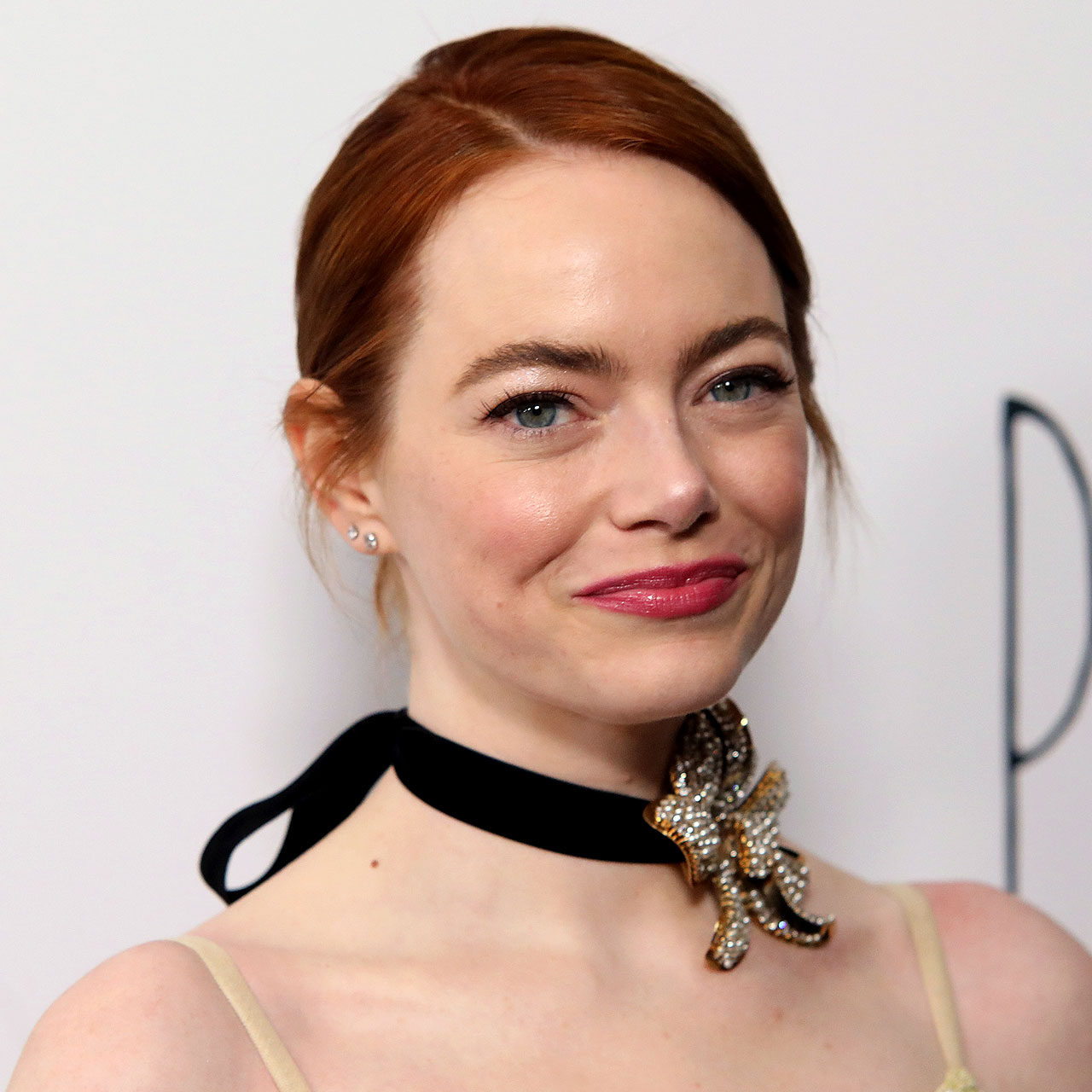 Oscars 2025: Emma Stone's Daring Sequin Louis Vuitton Gown And Retro Pixie Cut Oscars 2025: Emma Stone's Daring Sequin Louis Vuitton Gown And Retro Pixie Cut