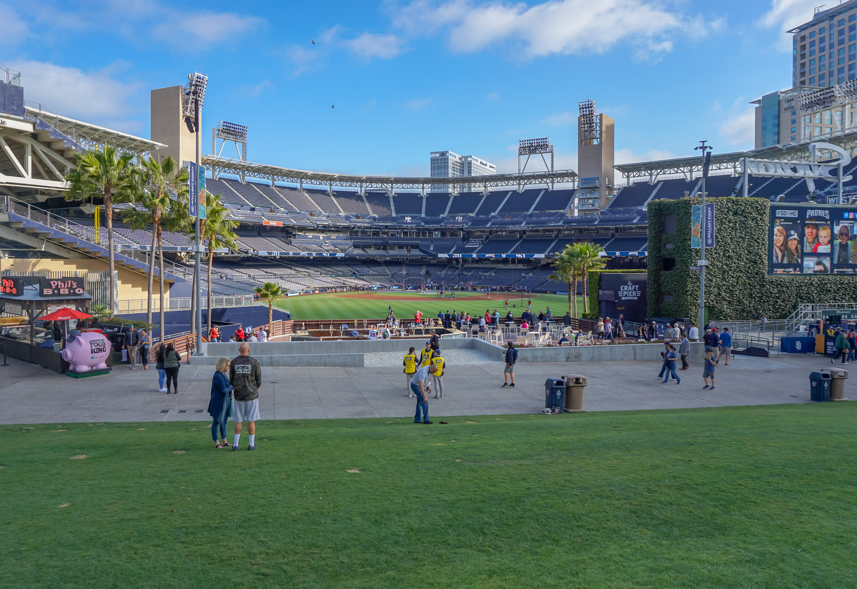 Padres Sweep Giants In Petco Park Showdown Padres Sweep Giants In Petco Park Showdown