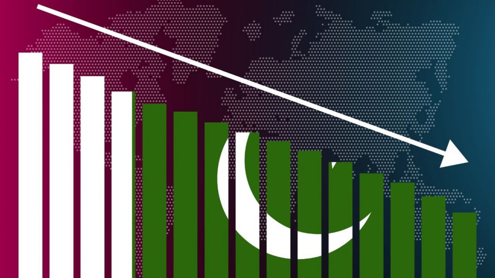 Pakistan's Economic Crisis Deepens: IMF Review Of $1.3 Billion Loan Pakistan's Economic Crisis Deepens: IMF Review Of $1.3 Billion Loan