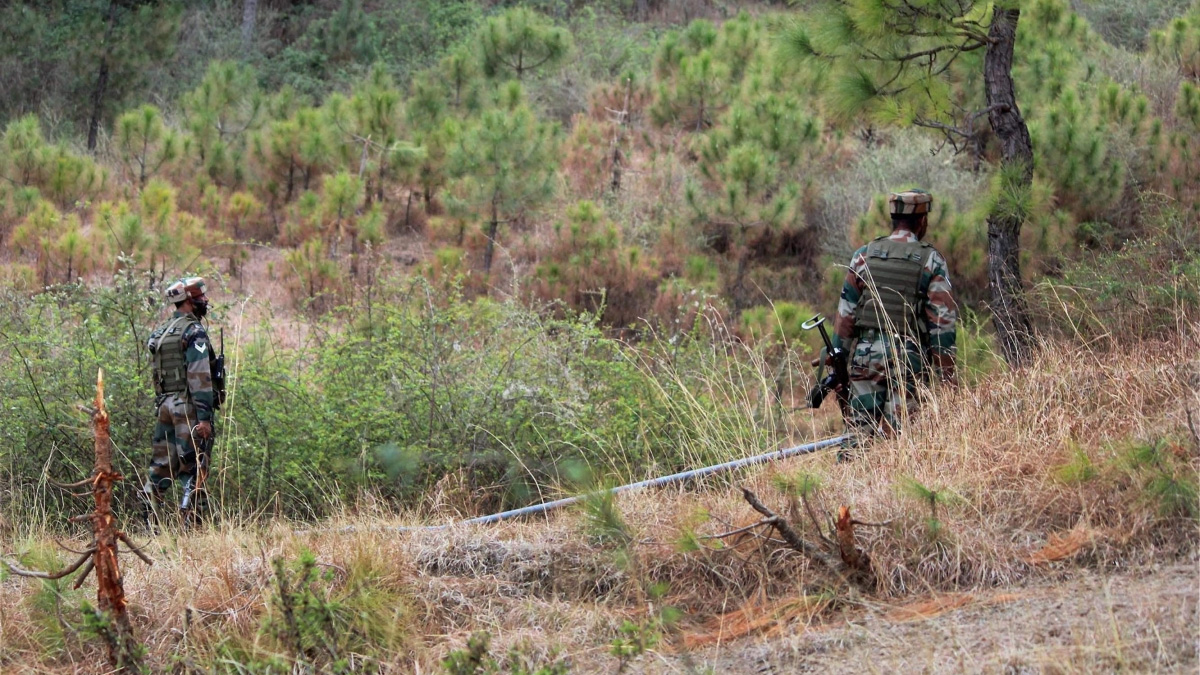 Pakistan's Foreign Minister Calls For Reason As India-Pakistan Ceasefire Holds Pakistan's Foreign Minister Calls For Reason As India-Pakistan Ceasefire Holds