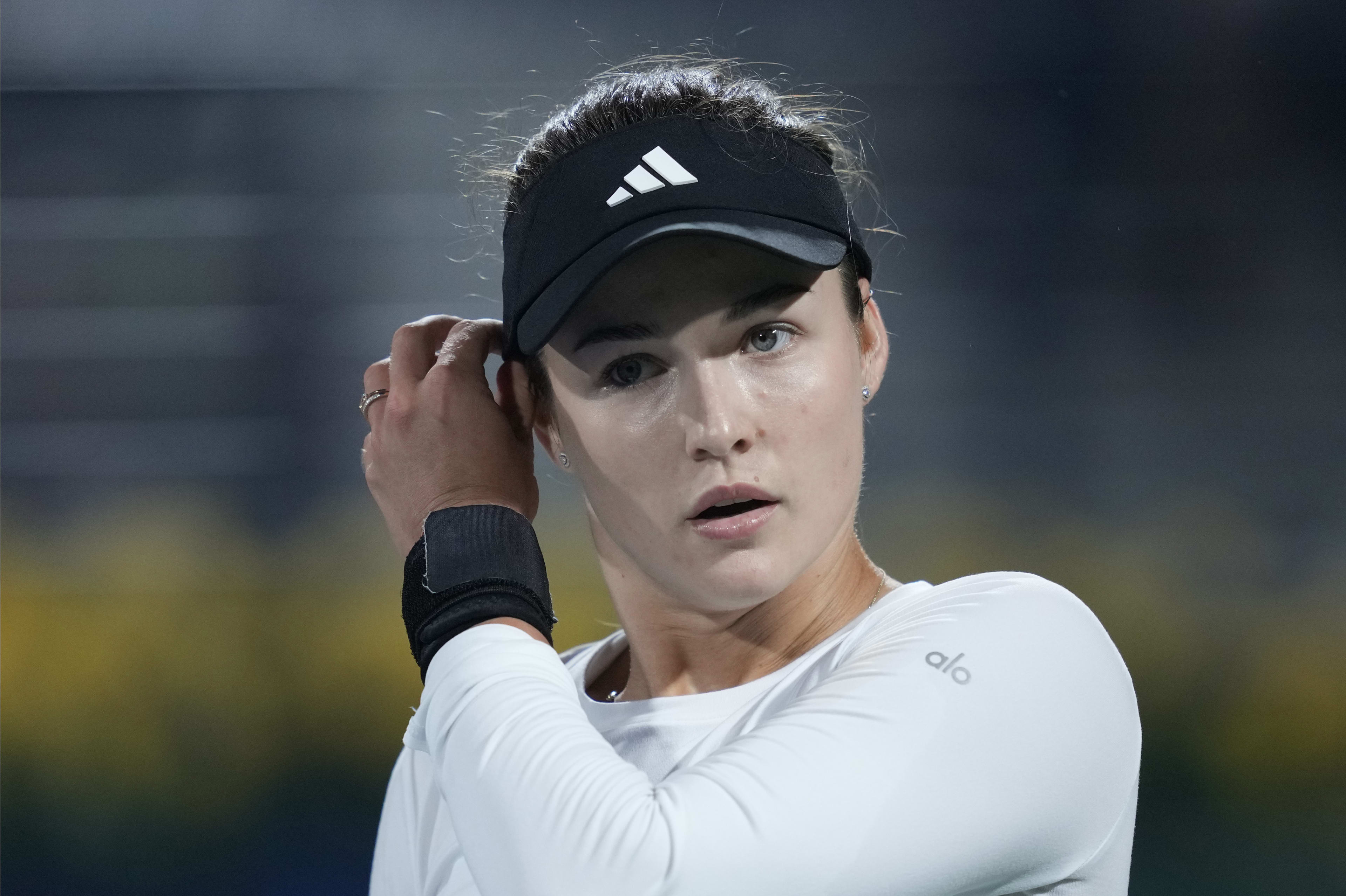 Paolini's Dubai Title Bid Ends After Kenin's Injury Paolini's Dubai Title Bid Ends After Kenin's Injury