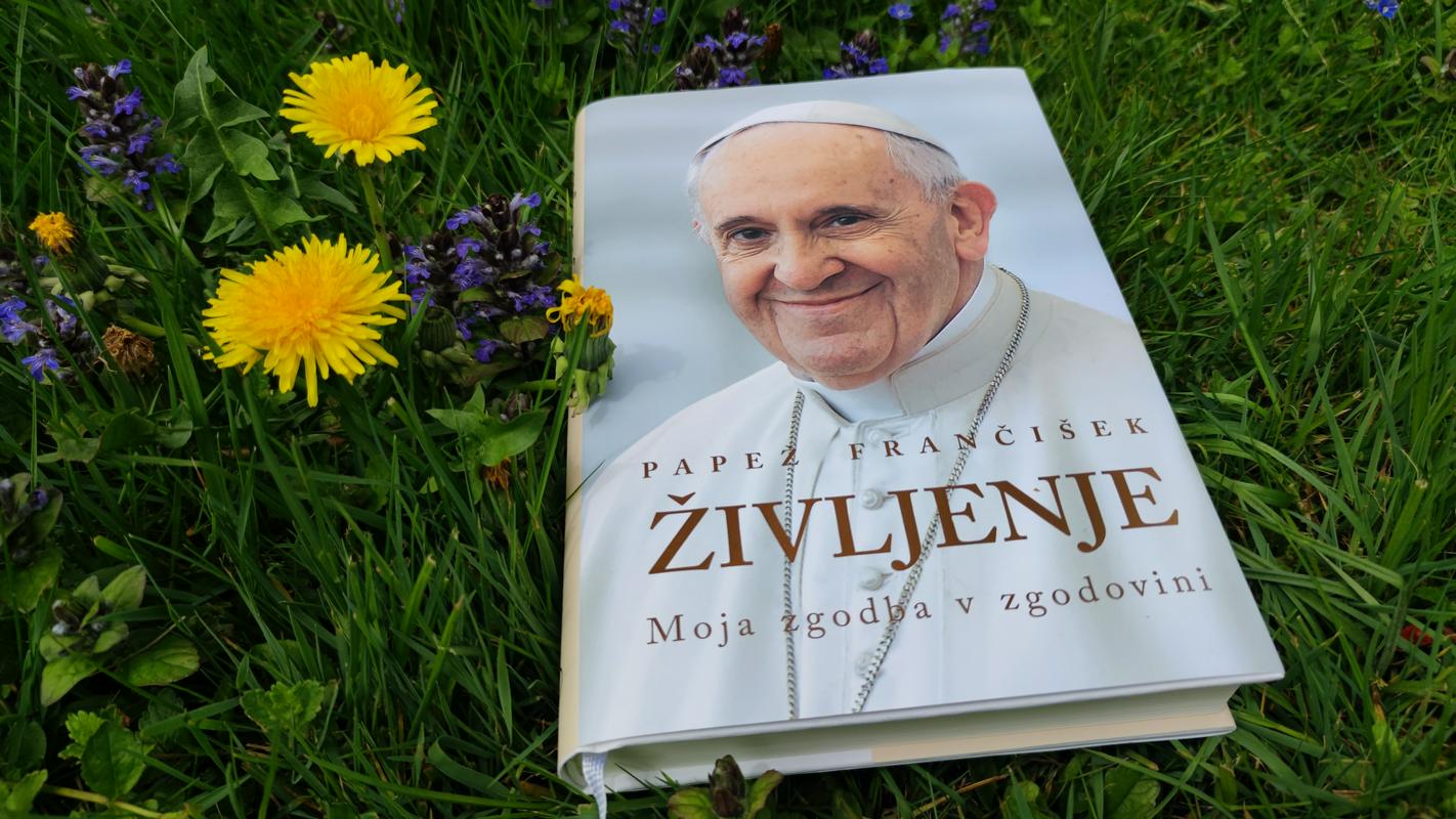 Papež Frančišek: Tradicionalni Blagoslov Mestu In Svetu S Trga Sv. Petra Papež Frančišek: Tradicionalni Blagoslov Mestu In Svetu S Trga Sv. Petra