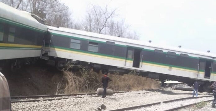 Passengers Stranded In Kogi: Train Suffers Technical Failure Passengers Stranded In Kogi: Train Suffers Technical Failure