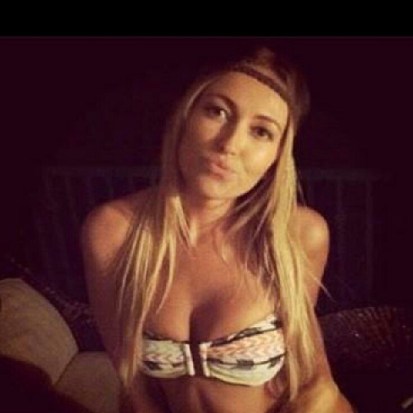 Paulina Gretzky's Topless Selfie And Other Unseen Photos Paulina Gretzky's Topless Selfie And Other Unseen Photos