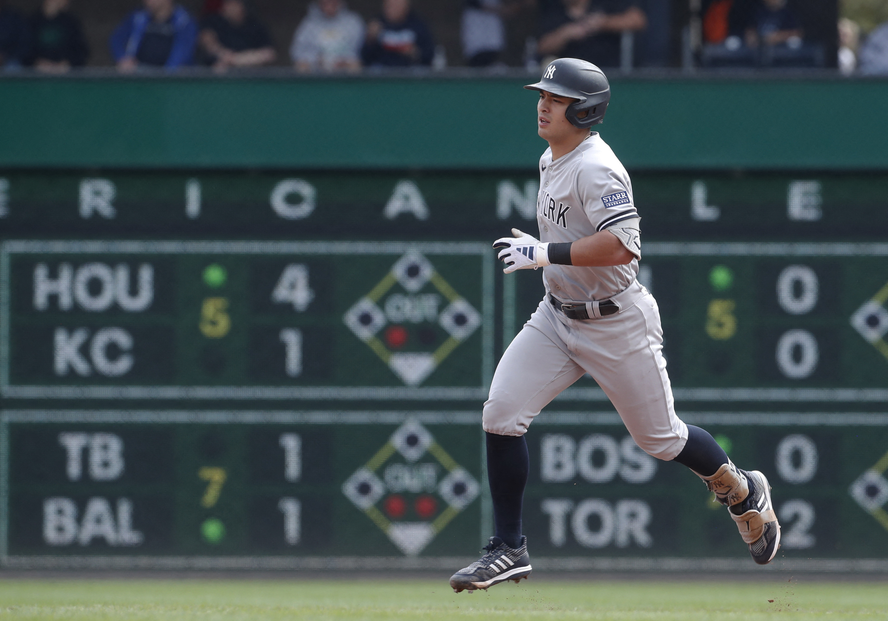 Pirates' Walk-Off Victory Ends Yankees' Extra Innings Bid Pirates' Walk-Off Victory Ends Yankees' Extra Innings Bid