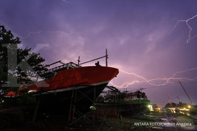Prakiraan Cuaca Besok Di Jawa Barat: Hujan Hingga Sore Hari Prakiraan Cuaca Besok Di Jawa Barat: Hujan Hingga Sore Hari